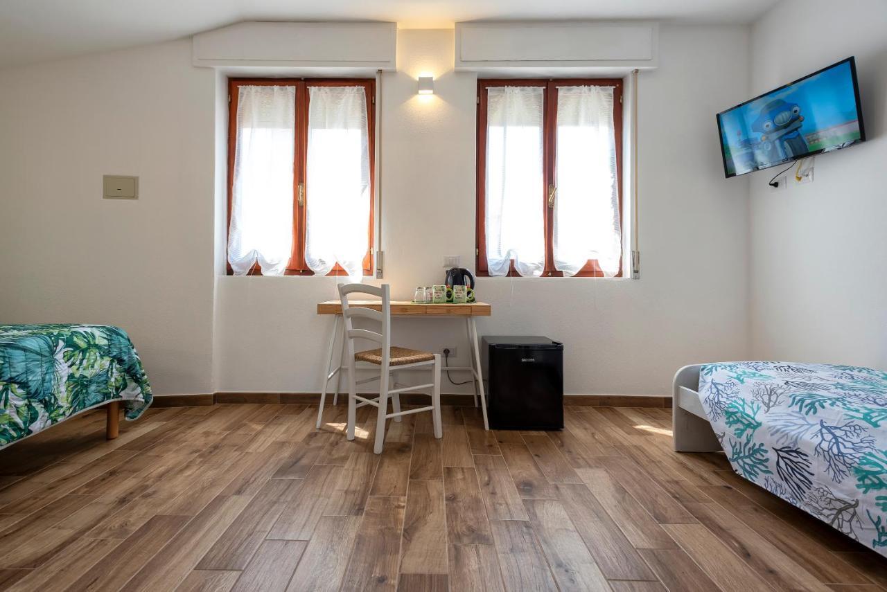 Dery Alghero Holiday Rooms Bagian luar foto