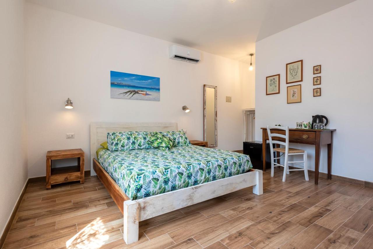 Dery Alghero Holiday Rooms Bagian luar foto