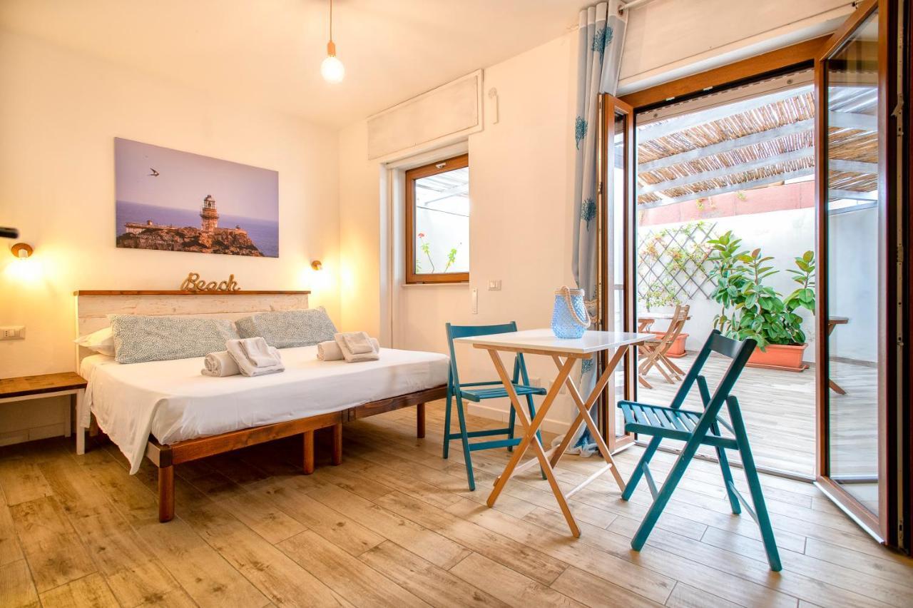 Dery Alghero Holiday Rooms Bagian luar foto