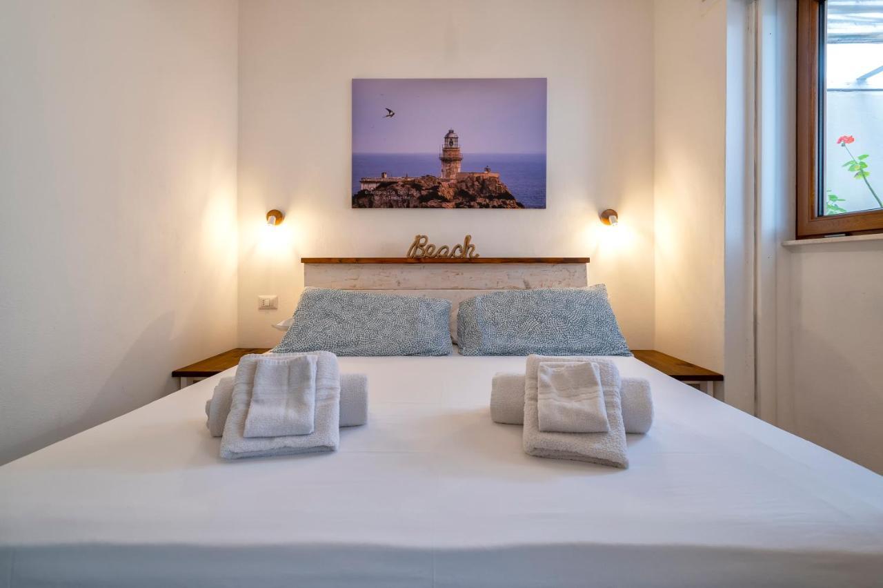 Dery Alghero Holiday Rooms Bagian luar foto